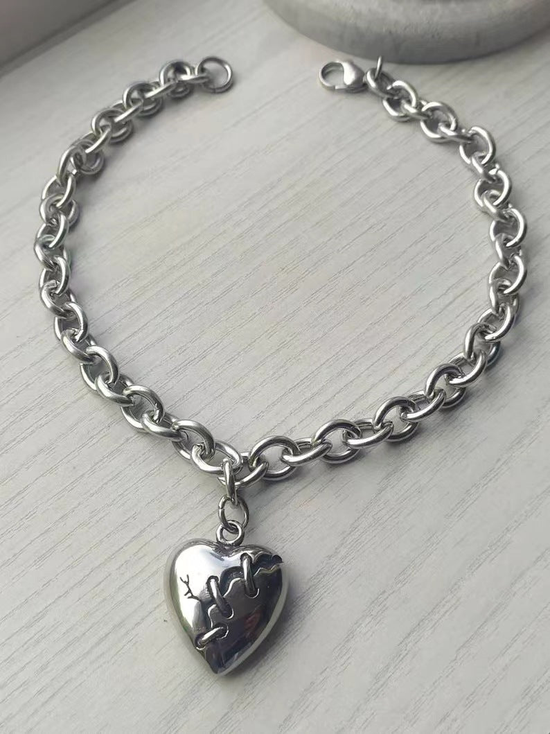 Women's & Men's Crack Love Heart Hip Hop Disco Fashion Personality Necklaces