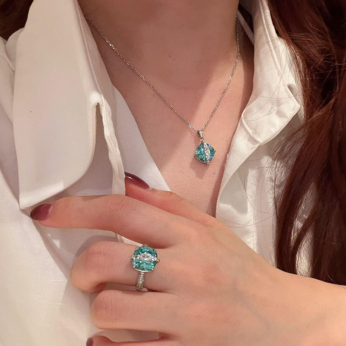Women's Blue Stone Square Sugar Light Luxury High-grade Ear Earrings