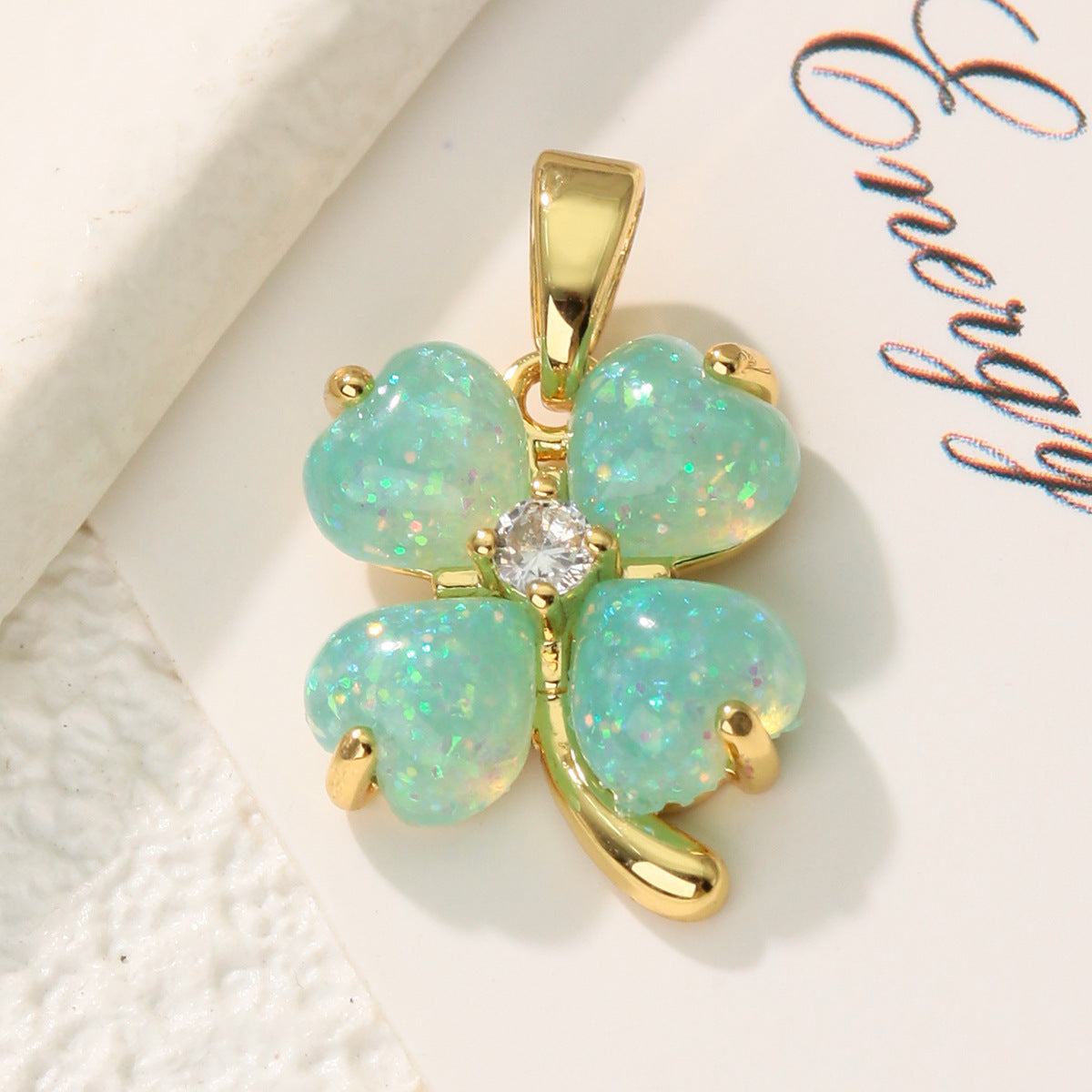 Light Luxury Four-leaf Clover Gold Inlaid Zircon Pendants