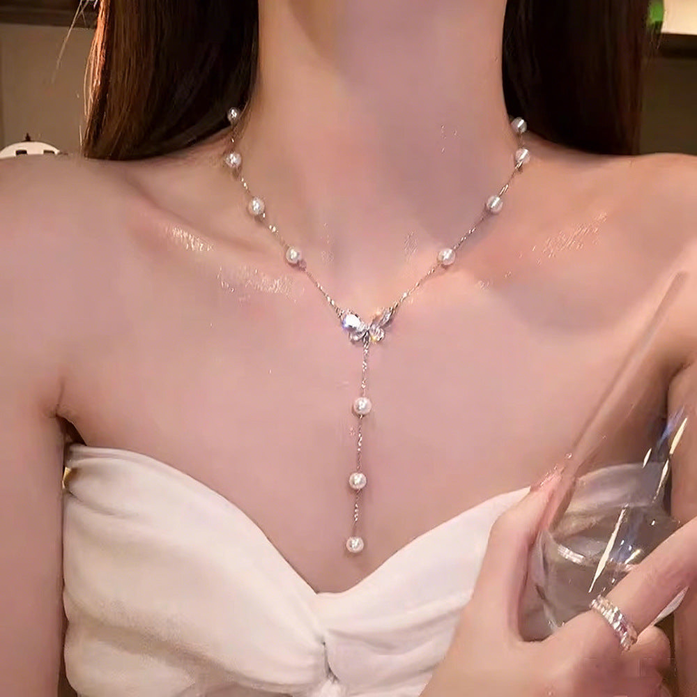 Sparkling Zirconium Butterfly Pearl Light Luxury Minority Necklace