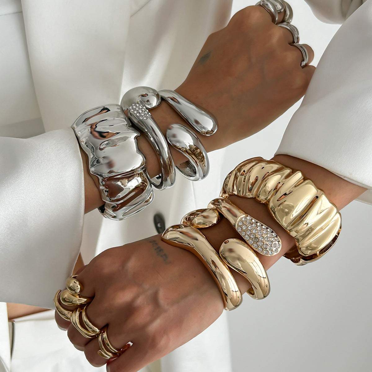 Female Retro With Opening Metal Personality Water Drop Bracelet