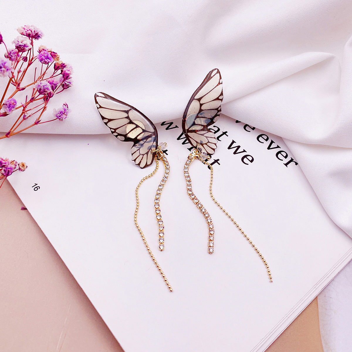 Women's Fashion Three-dimensional Butterfly Personalized Simple Long Rings