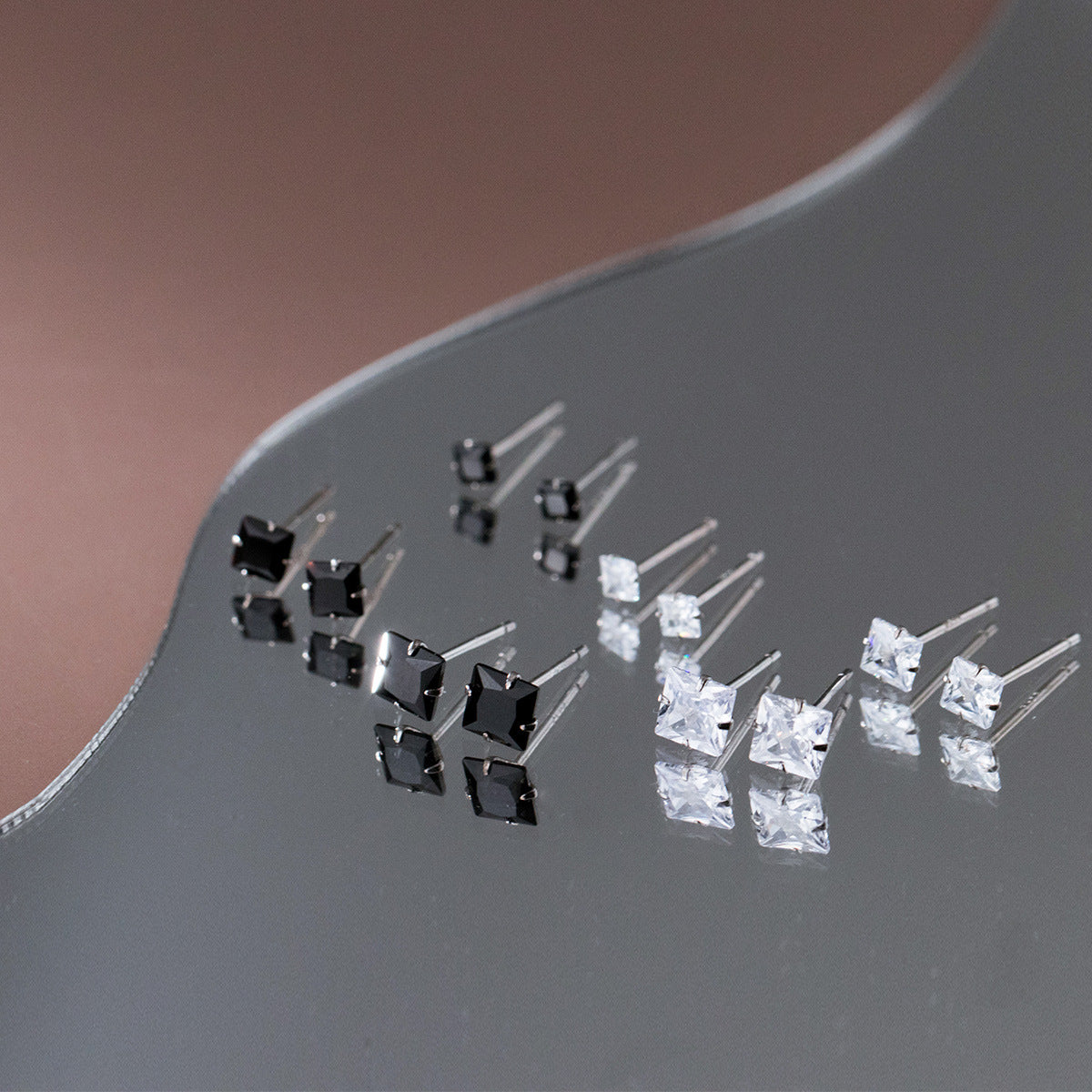 Sier Simple Single Rhinestone Ear Small Summer Stud Earrings