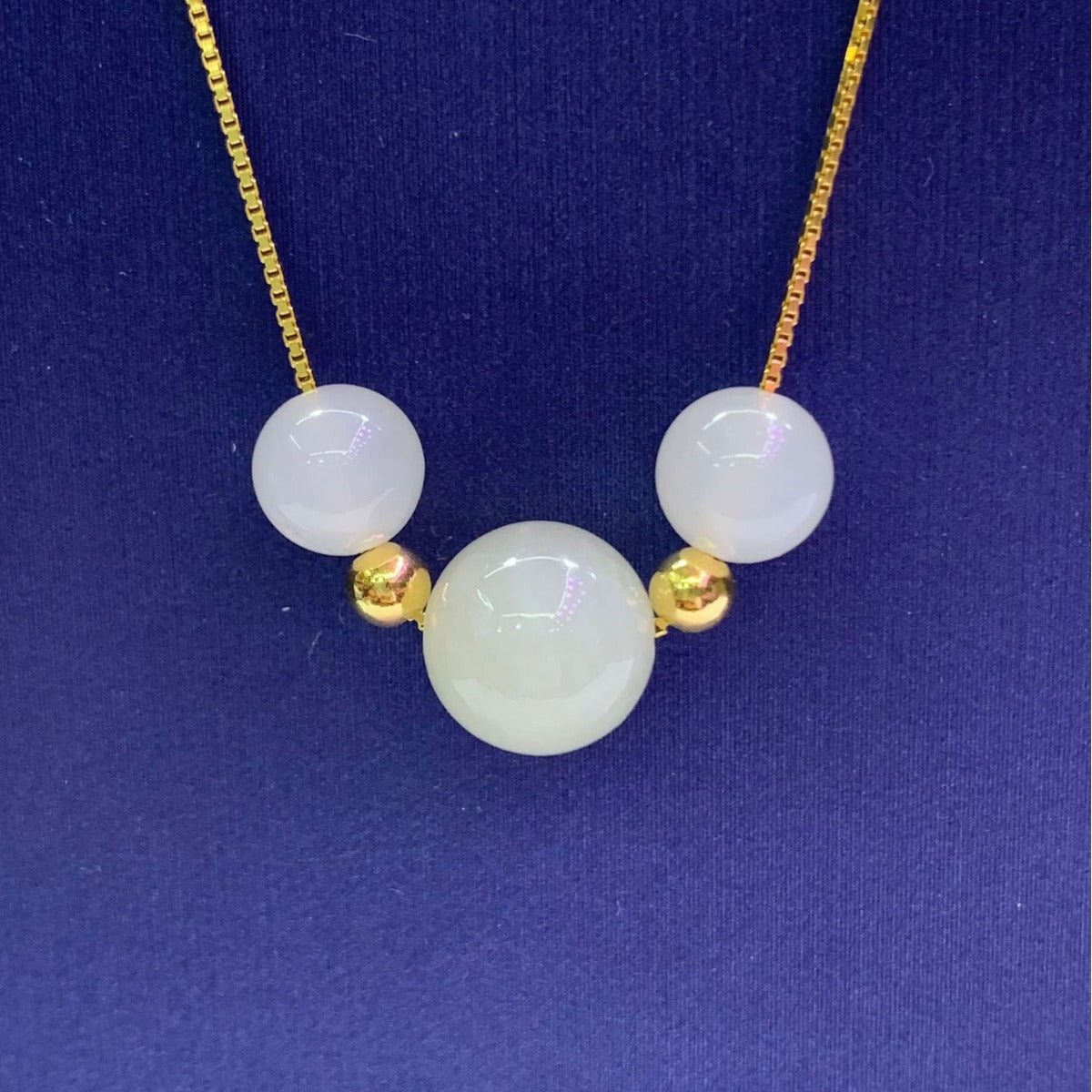 Graceful Inlaid Colored Gems Crystal Beads Pendant