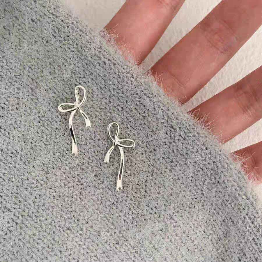 High-grade Bow Small Sier-plated Geometric Korean Earrings