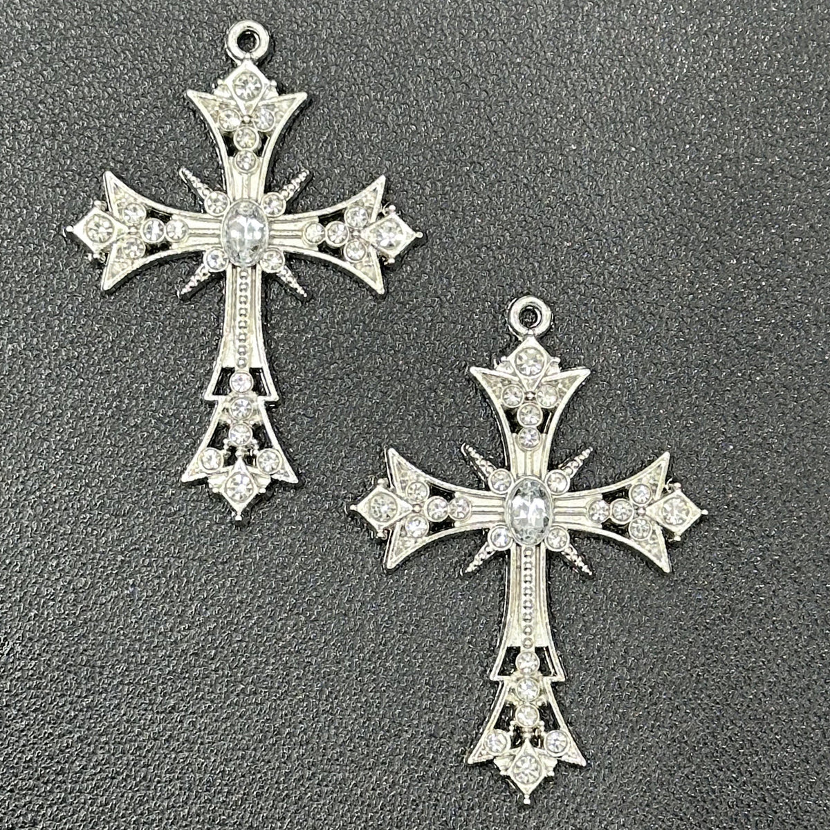 Diamond Cross Male Female Personality Hip Hop Alloy Sweater Pendant