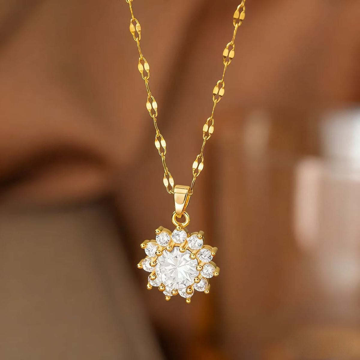 Steel Female Micro Inlaid Pink Diamond Necklace