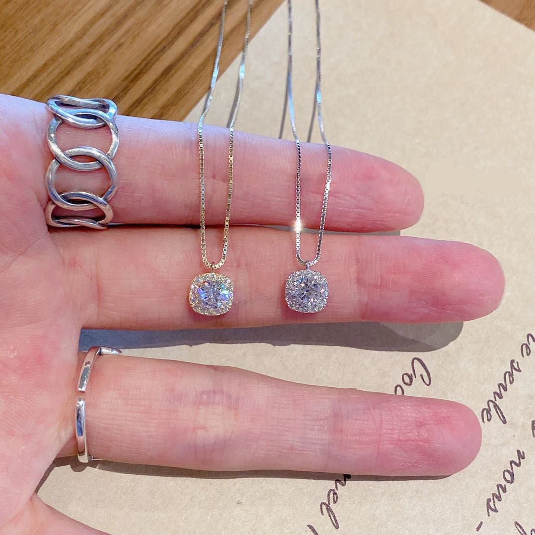Women's Small Square Diamond Exquisite Light Luxury Minority Design Fashion Temperament Necklaces