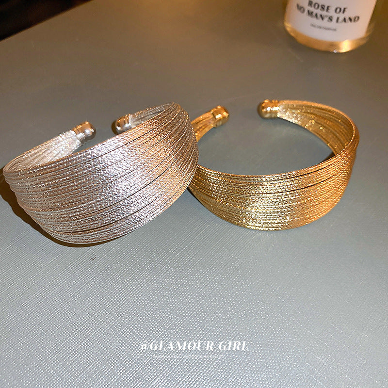 Women's Real Gold Electroplated Open-ended High Profile Fashion Affordable Luxury Bracelet