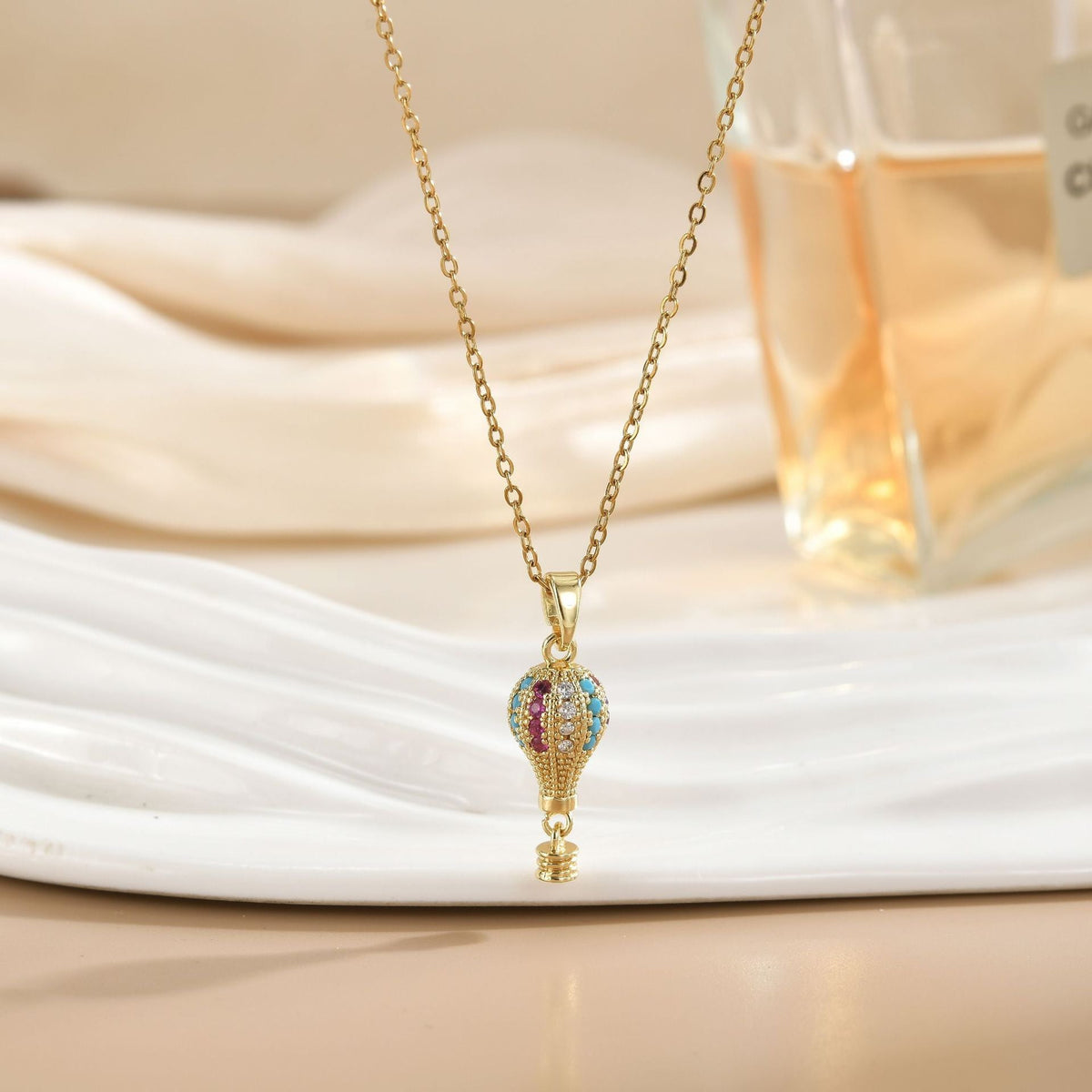 South America Turkey Three-dimensional Hot Air Balloon Female Affordable Luxury Pendants