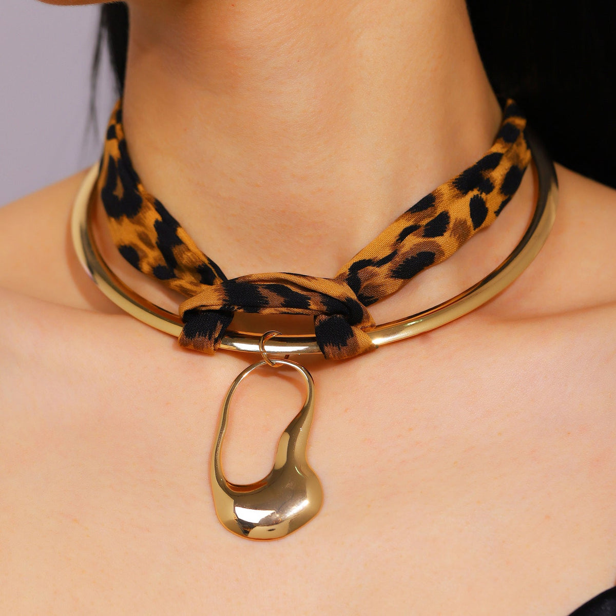 Women's Irregular Liquid Shaped Geometric Ear Leopard Ribbon Jewelry Set