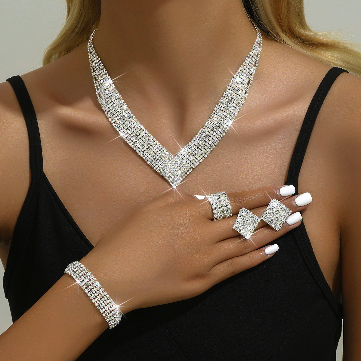 Fashion Popular Atmospheric Rhinestone Sier Plated Jewelry Set