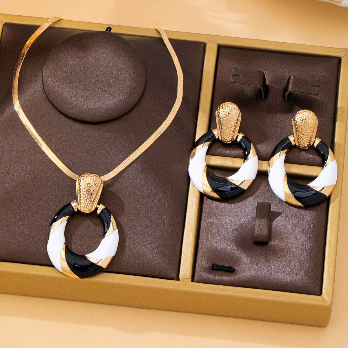 Color Matching Black White Oil Dripping Design Snake Bones Chain Jewelry Set