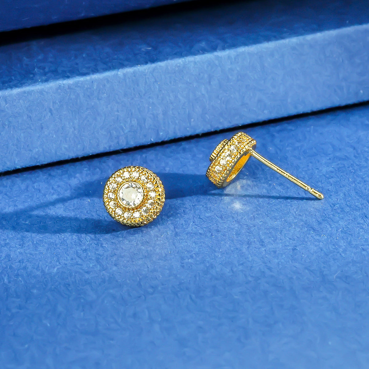 Women's & Men's Hop Full Diamond Micro Inlaid Zircon Round Street Stud Earrings