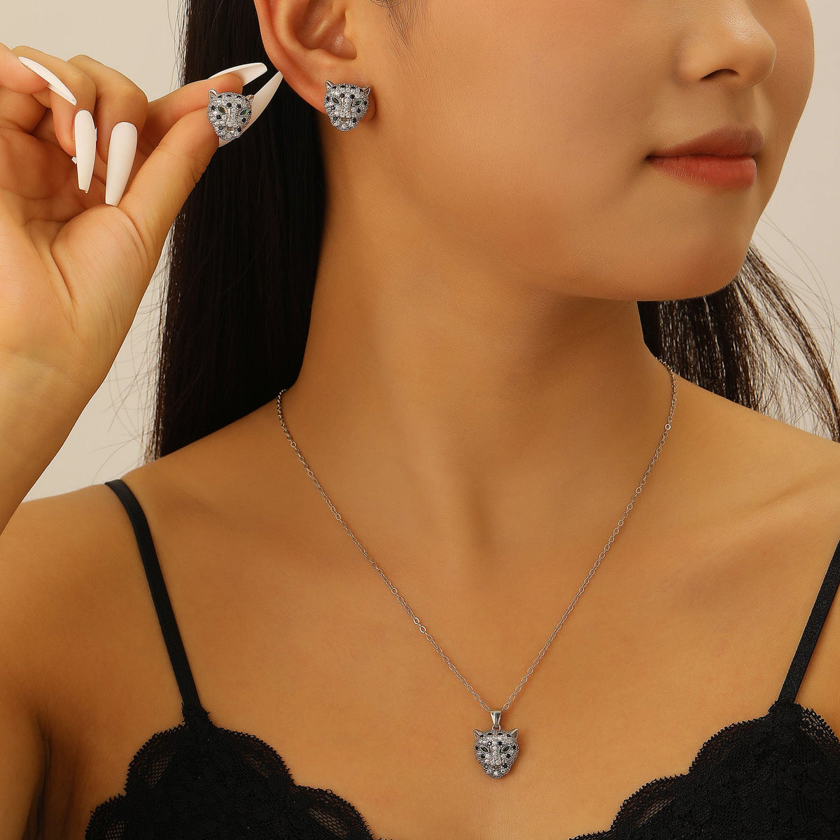 Women's Hop Leopard Head Copper Inlaid Zircon Jewelry Set
