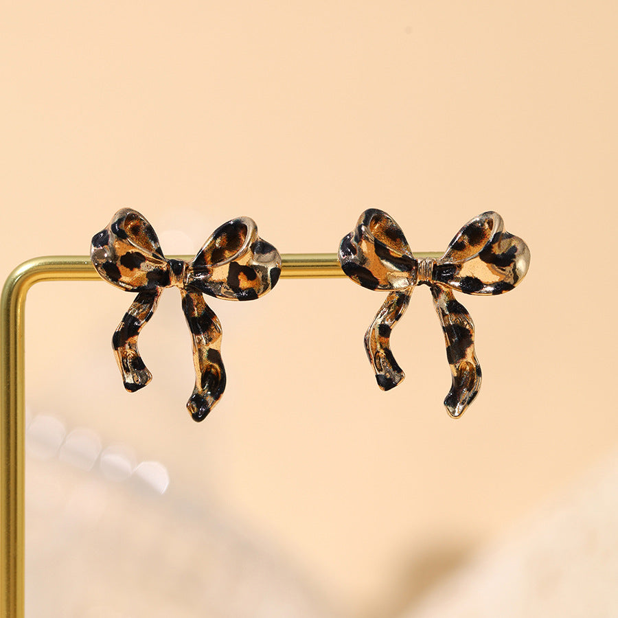 Women's Beach Style Retro Exaggerated Golden Scallop Versatile Creative Shell Starfish Earrings