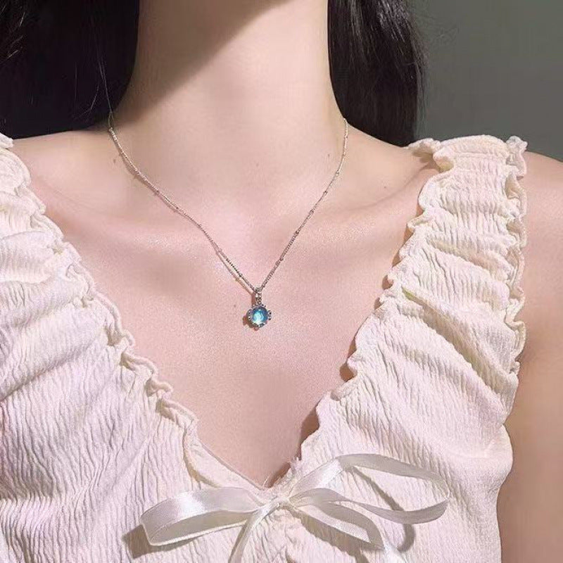Women's Luxury Minority Summer Versatile Advanced Design Pendants