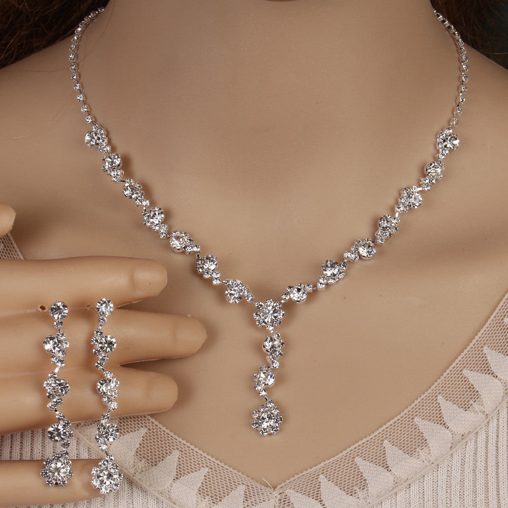 Women's Copper Paw Bride Creative Personality Design Flower Simple Necklaces