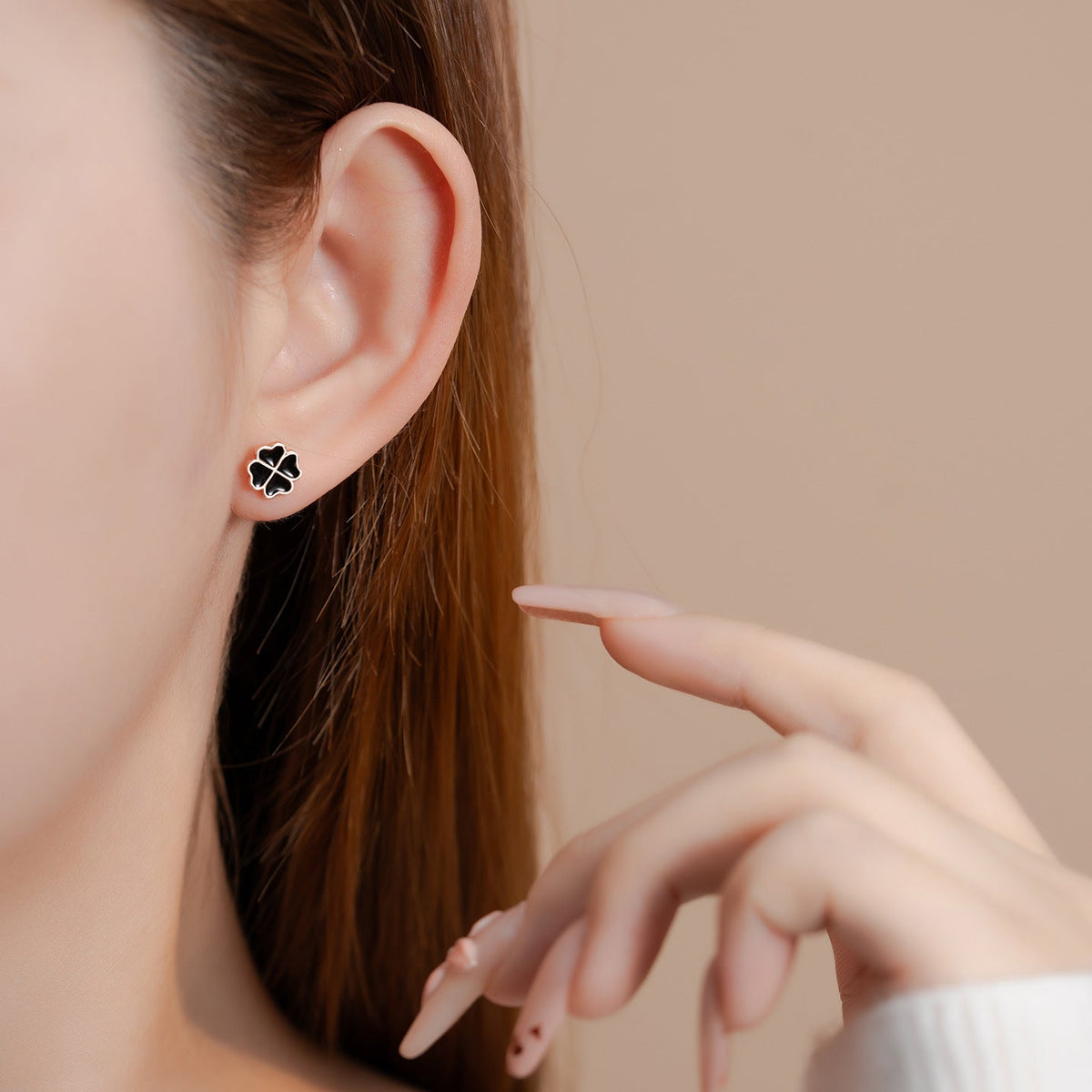 Women's Four Leaf Clover Ear Light Luxury Minority Sweet Gifts For Earrings