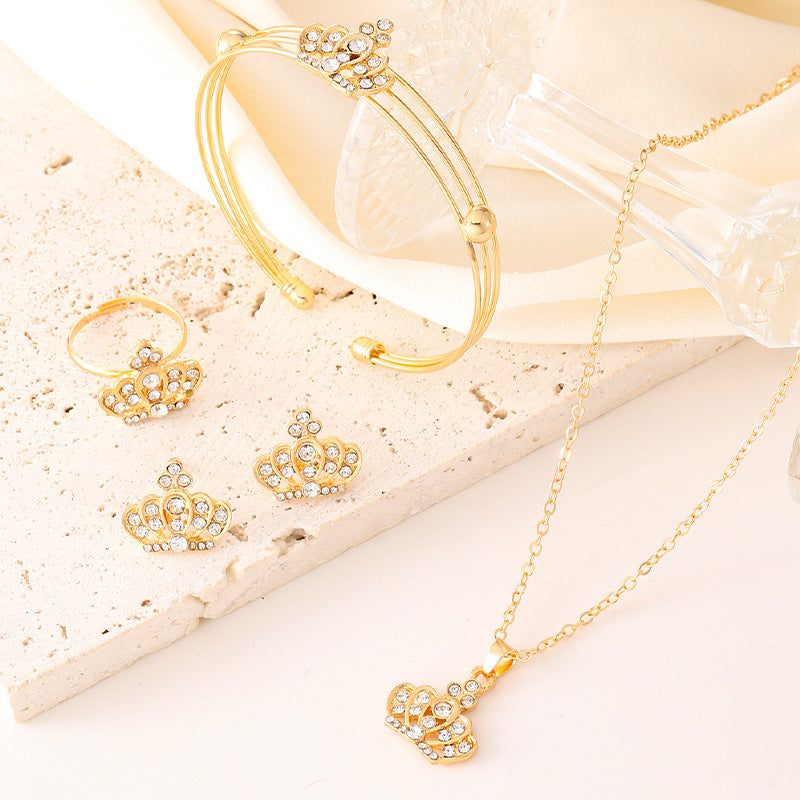 Fashion Retro Crown Temperamental Minority High-grade Jewelry Set