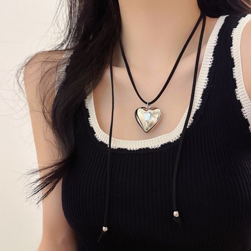 Women's American Fashion Pull Adjustable Heart-shaped Simple Personality Big Love Necklace