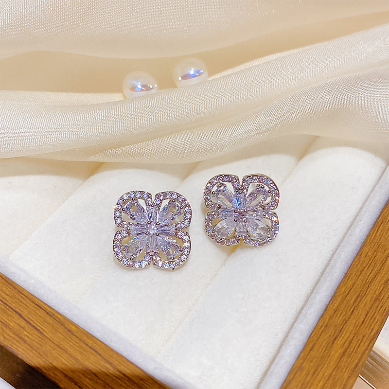 Flower Collection Real Gold Plating Quality Sweet Earrings