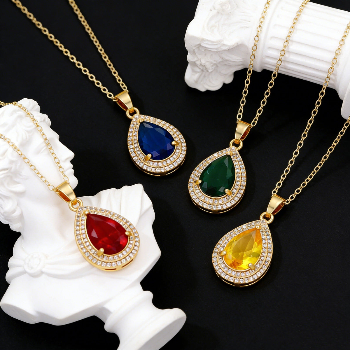 Women's Over Zircon Water Drops Emerald Single Elegant Light Luxury Palace Pendants