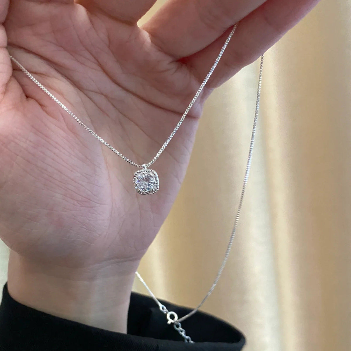 Women's Small Square Diamond Exquisite Light Luxury Minority Design Fashion Temperament Necklaces