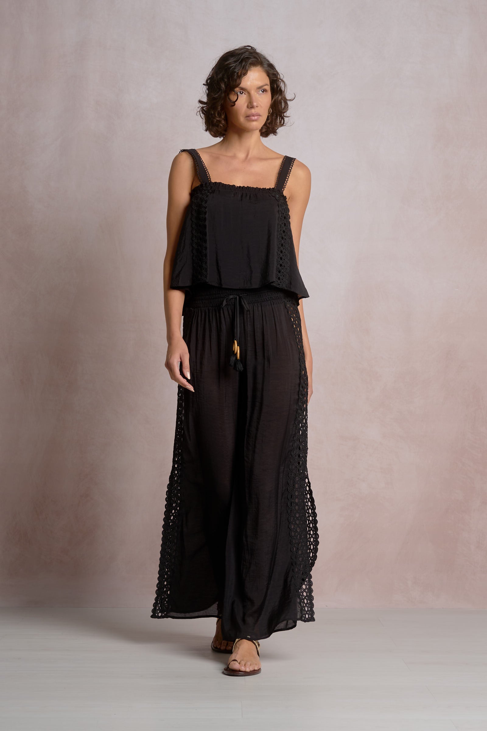 Vina Top Black