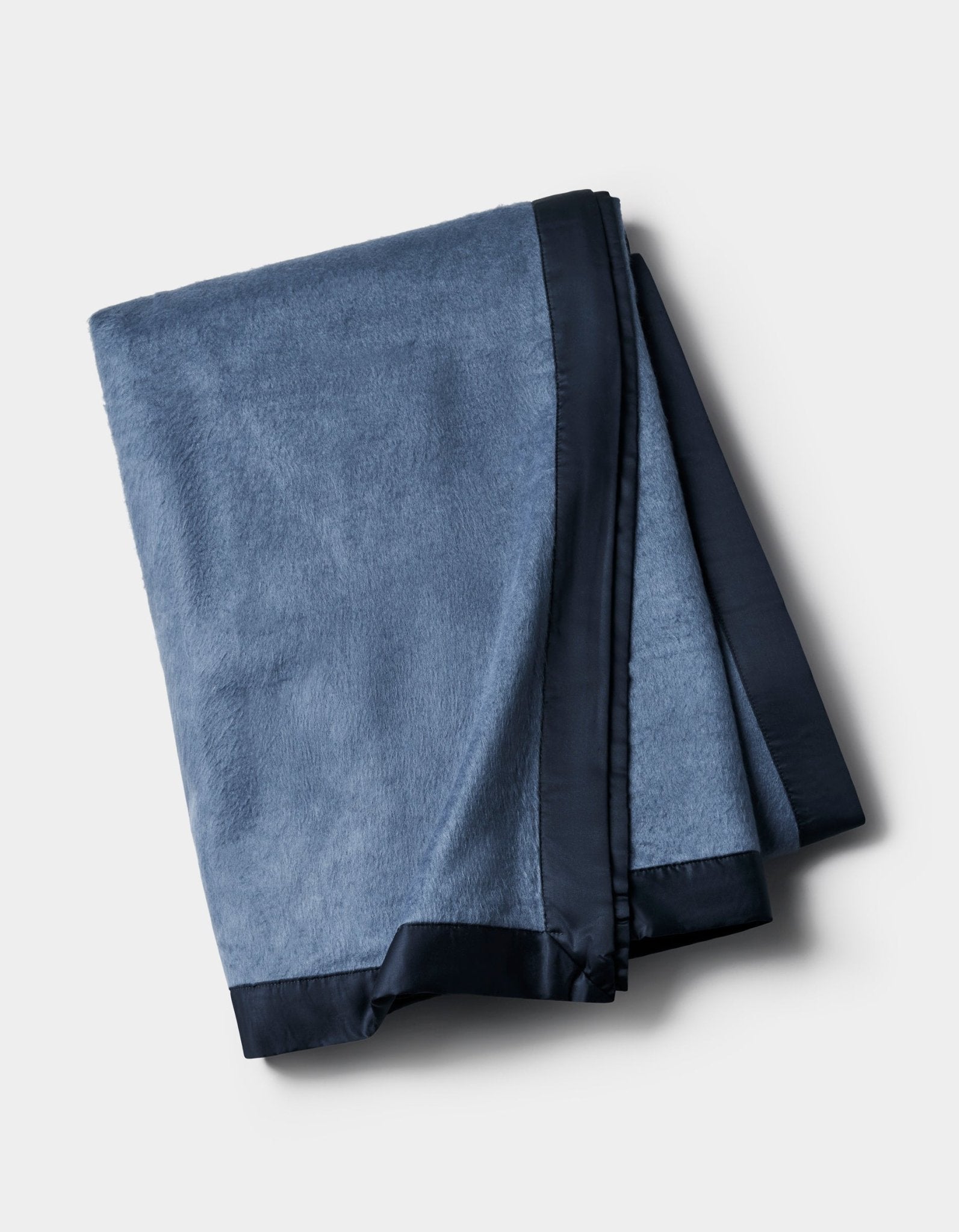 Bamboo Blanket by Cozy Earth at Shirley Shoppe