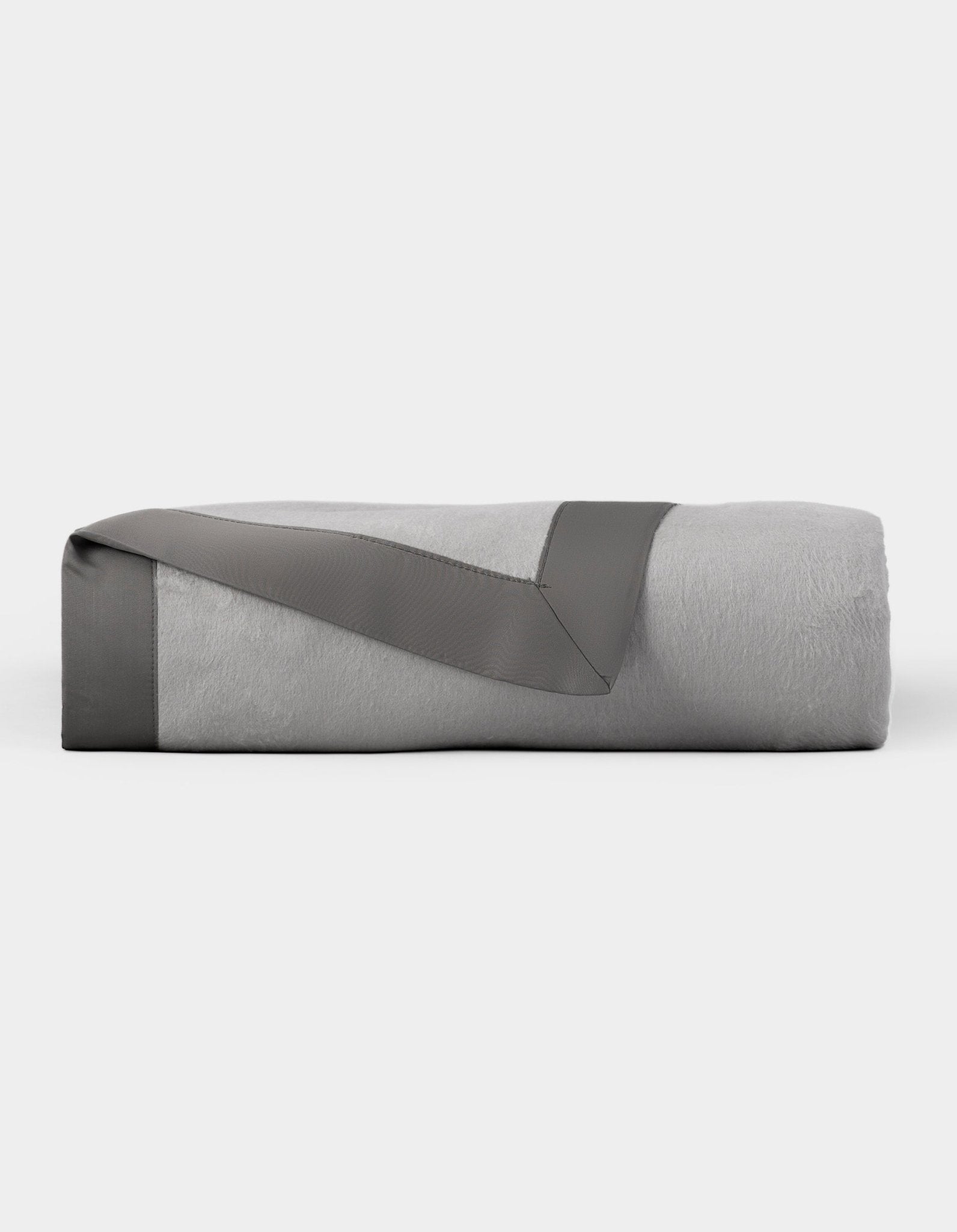 Bamboo Blanket by Cozy Earth at Shirley Shoppe