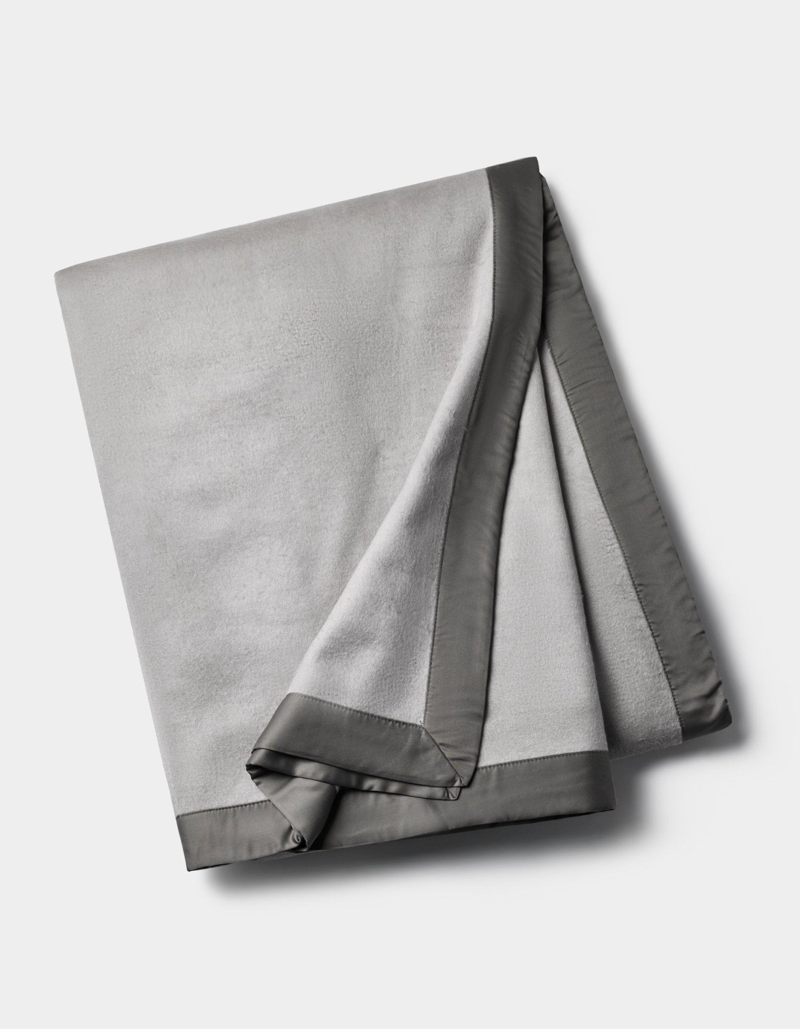 Bamboo Blanket by Cozy Earth at Shirley Shoppe