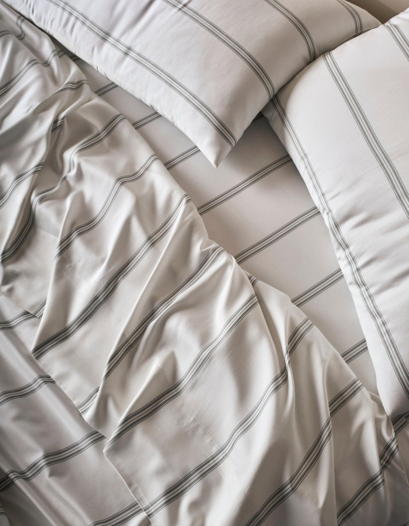 Bamboo Sheet Set by Cozy Earth at Shirley Shoppe