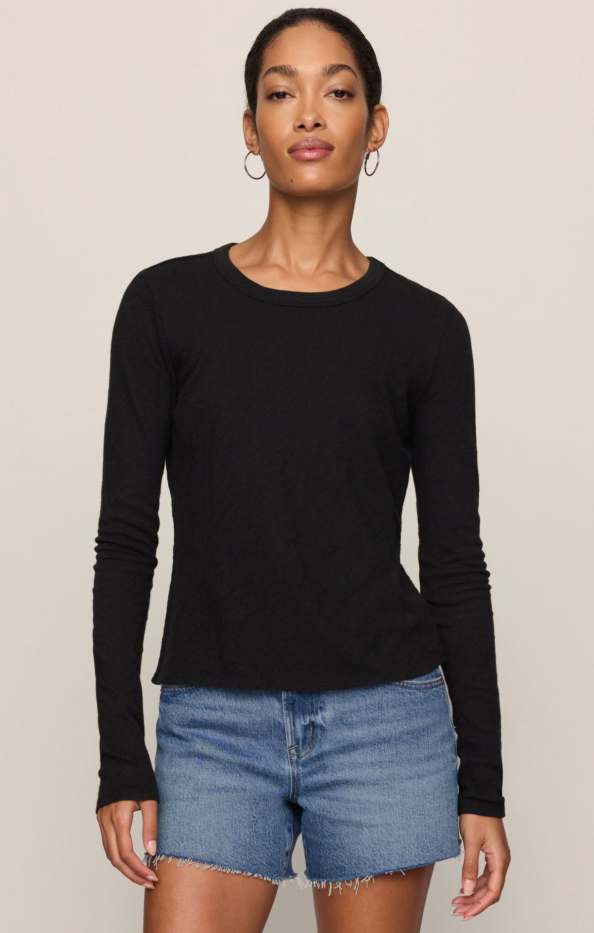 Junie L/S Tee in Black