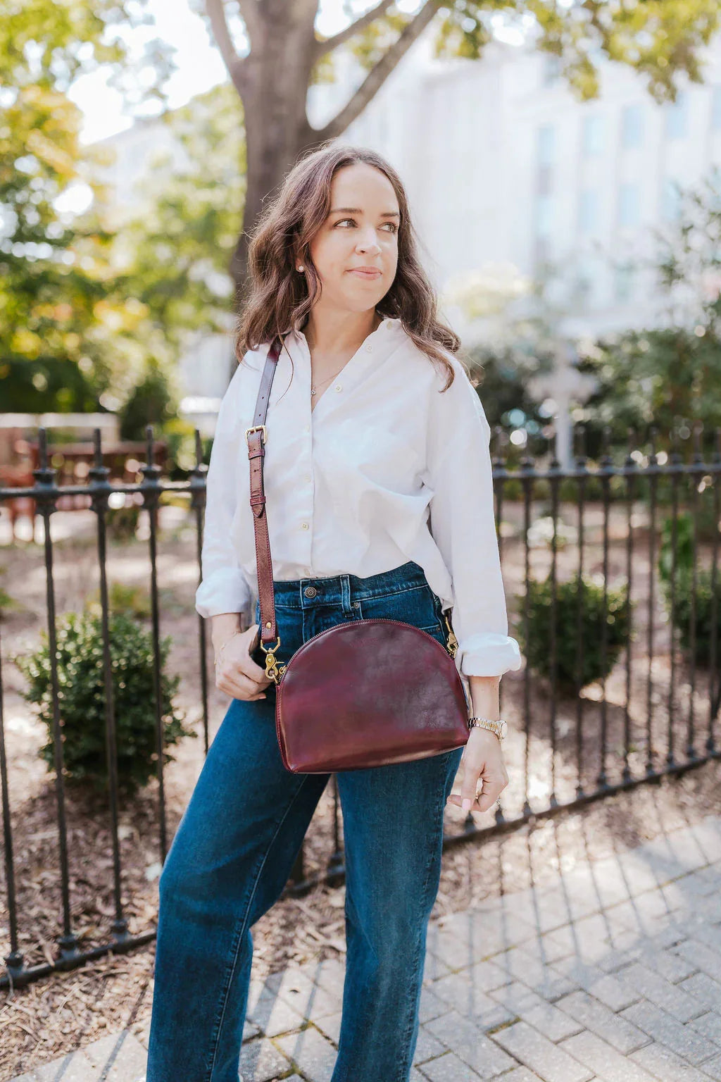Hopper Crossbody Bag | Cherry Leather