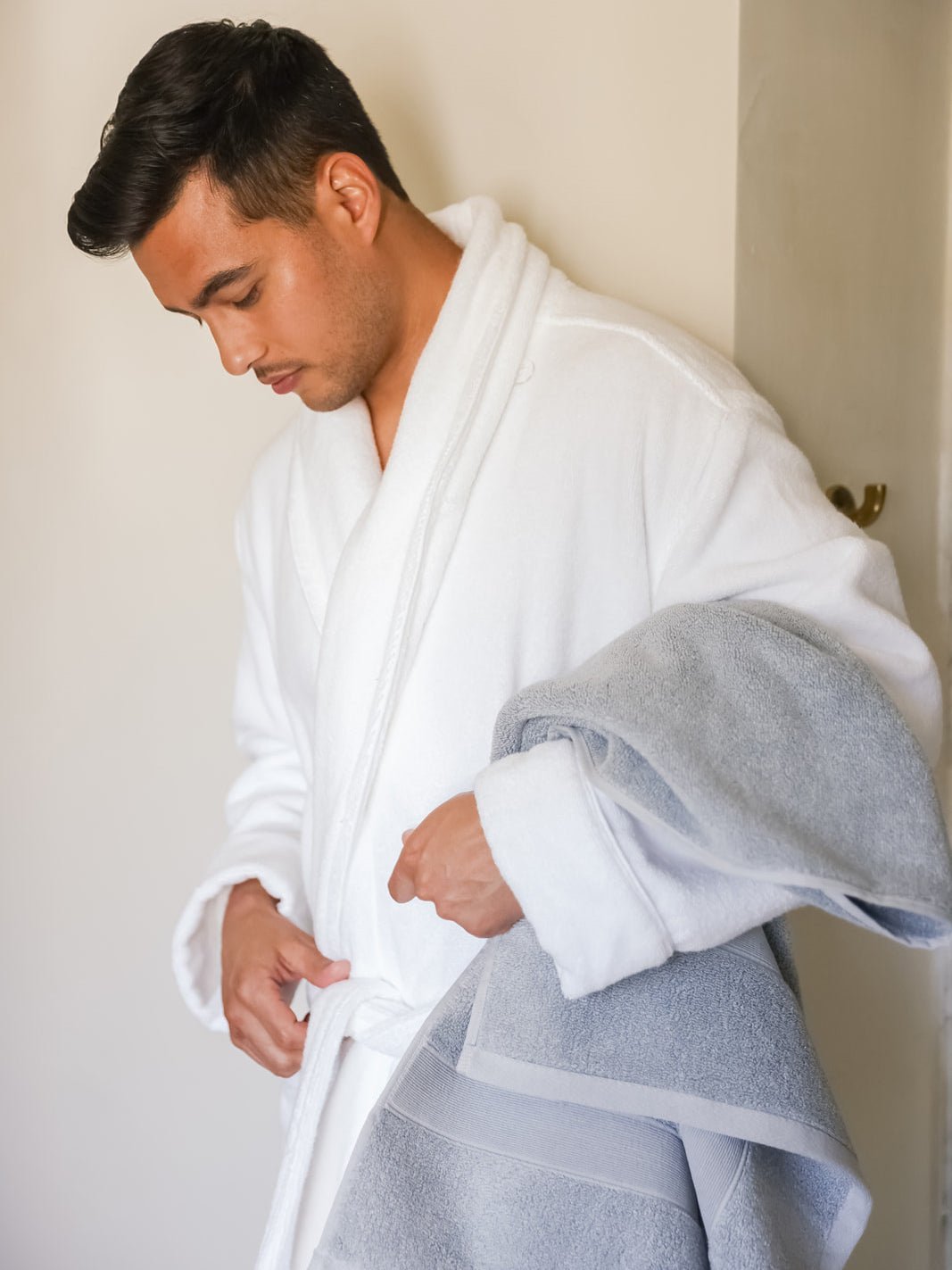 Complete Luxe Bath Bundle by Cozy Earth at Shirley Shoppe