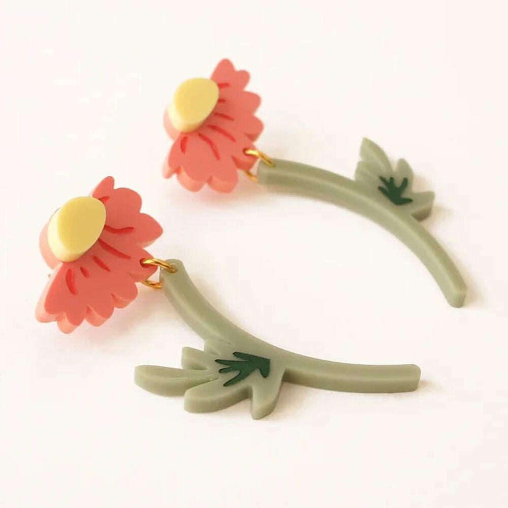 Flower Earrings by Laliblue