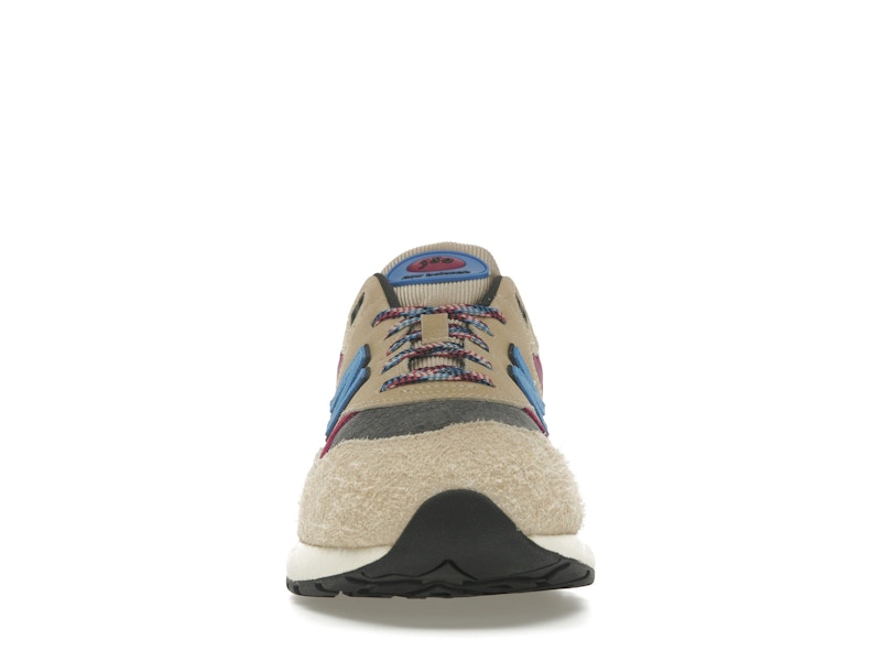 New Balance 580 Levi's Beige
