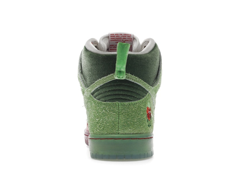 Nike SB Dunk High "Strawberry Cough"