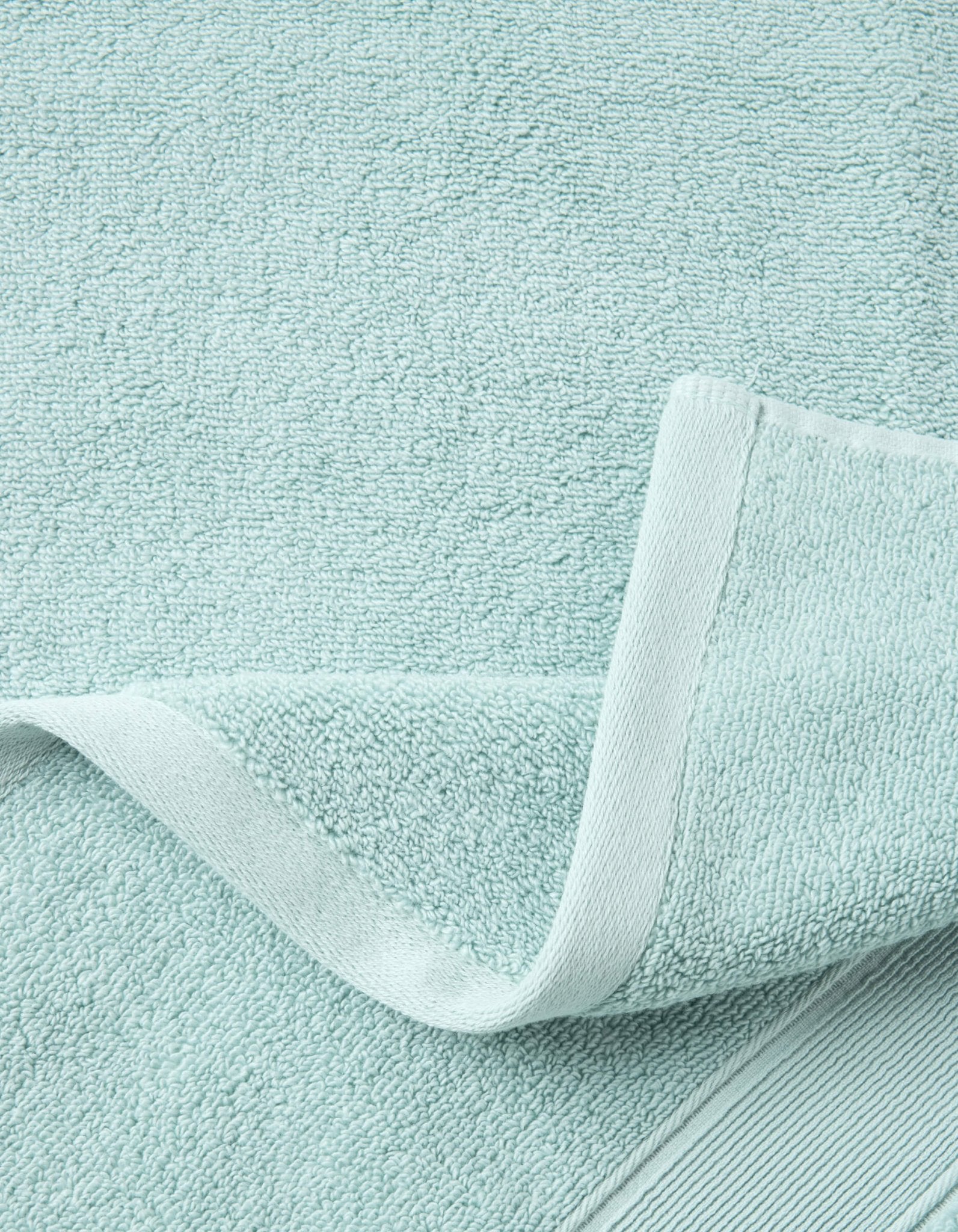 Luxe Bath Towel Set by Cozy Earth at Shirley Shoppe