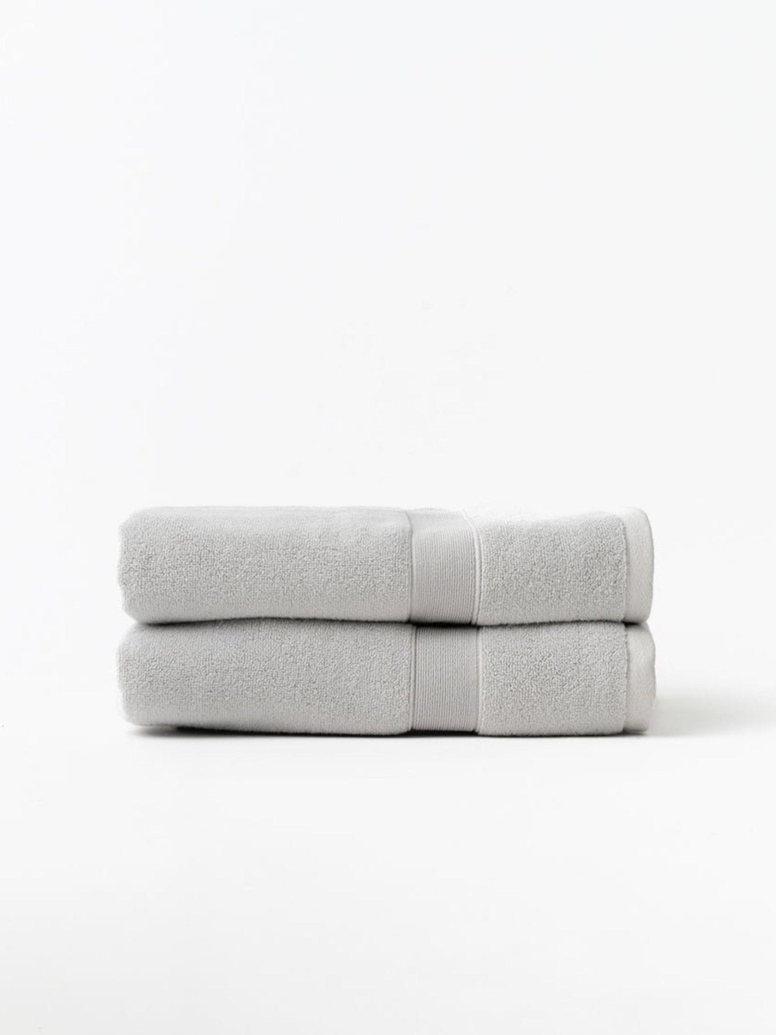 Luxe Bath Towels by Cozy Earth at Shirley Shoppe