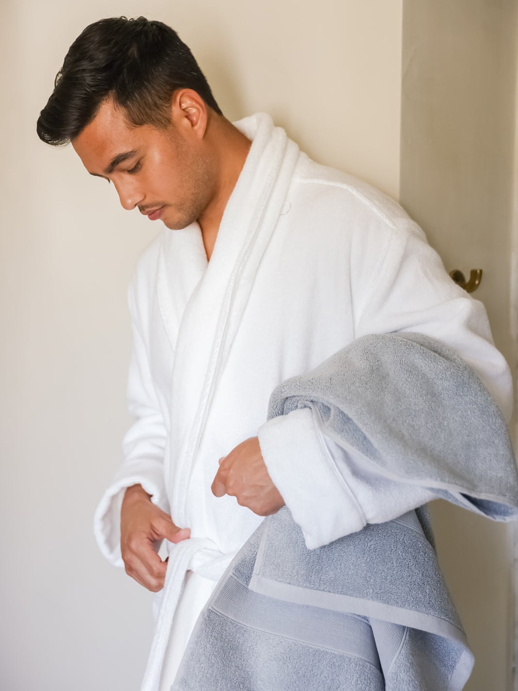 Luxe Bath Towels by Cozy Earth at Shirley Shoppe