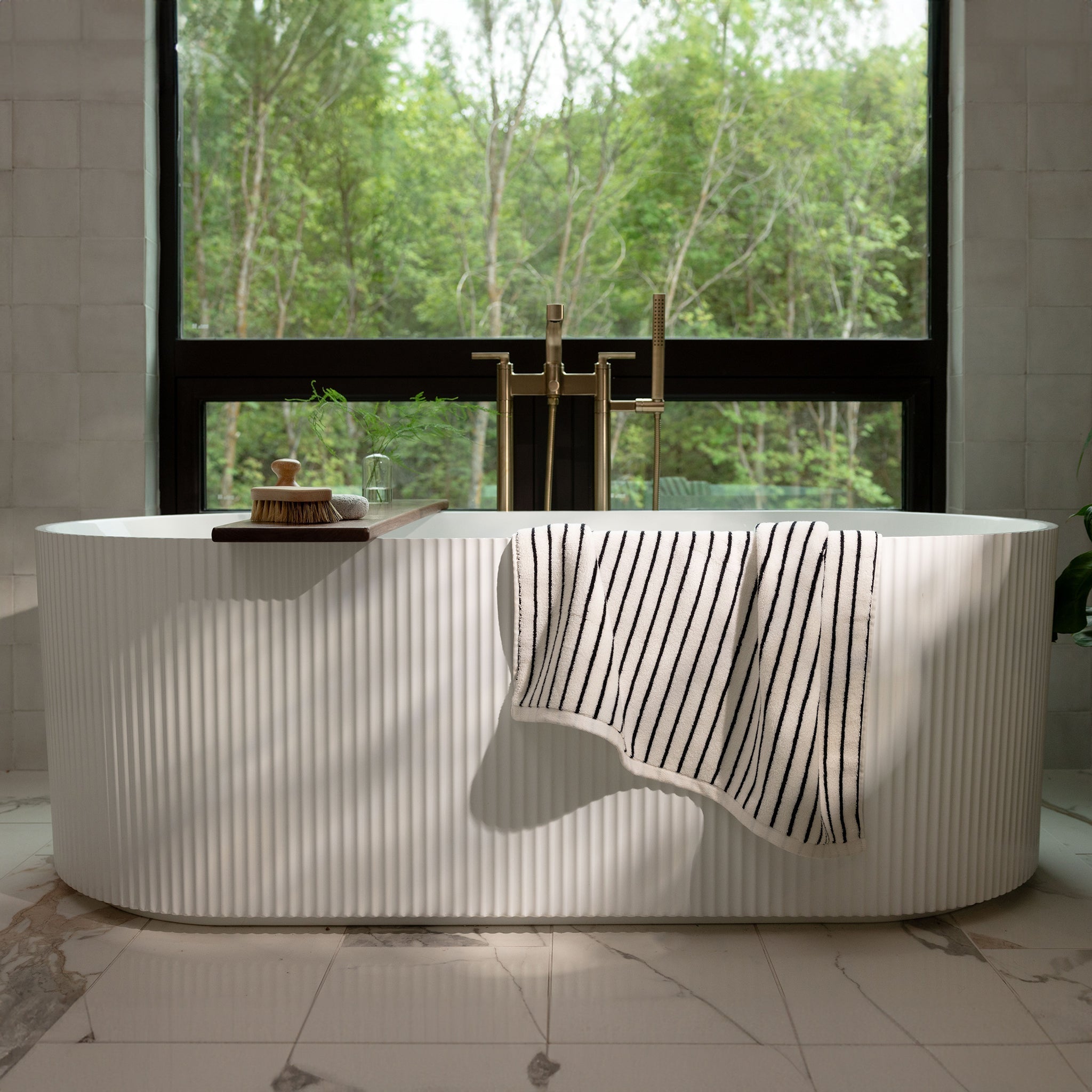 Luxe Bath Towels by Cozy Earth at Shirley Shoppe