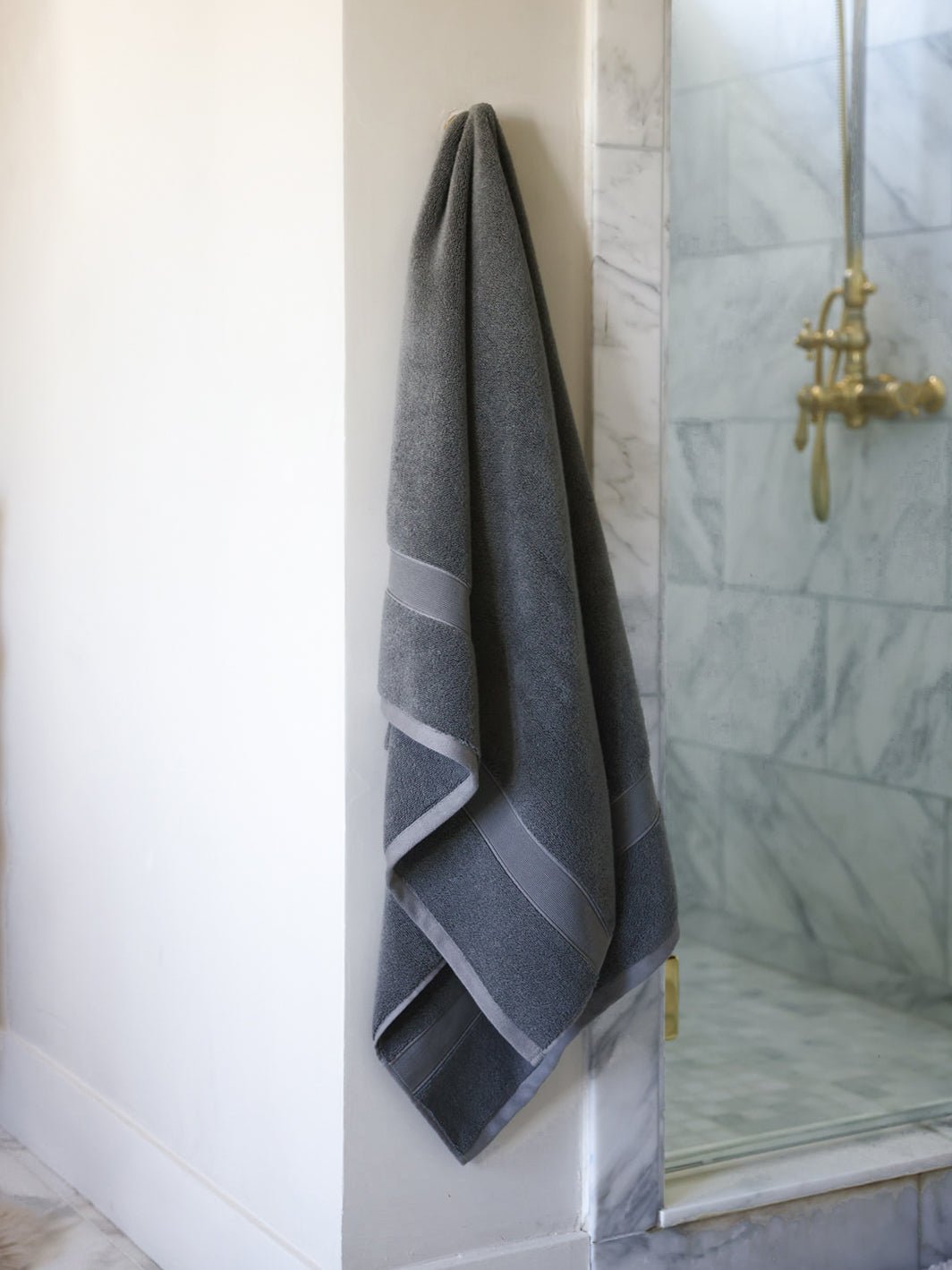 Luxe Bath Towels by Cozy Earth at Shirley Shoppe