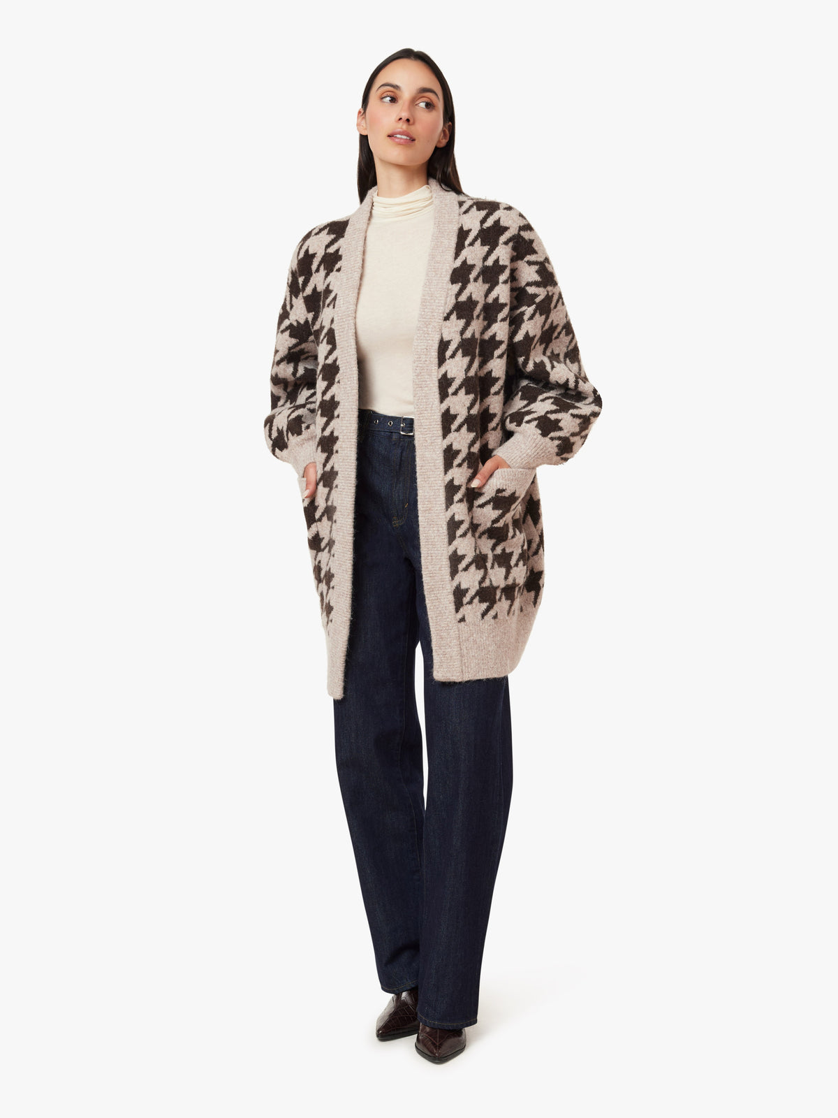 Large Houndstooth Cardigan in Taupe Houndstooth