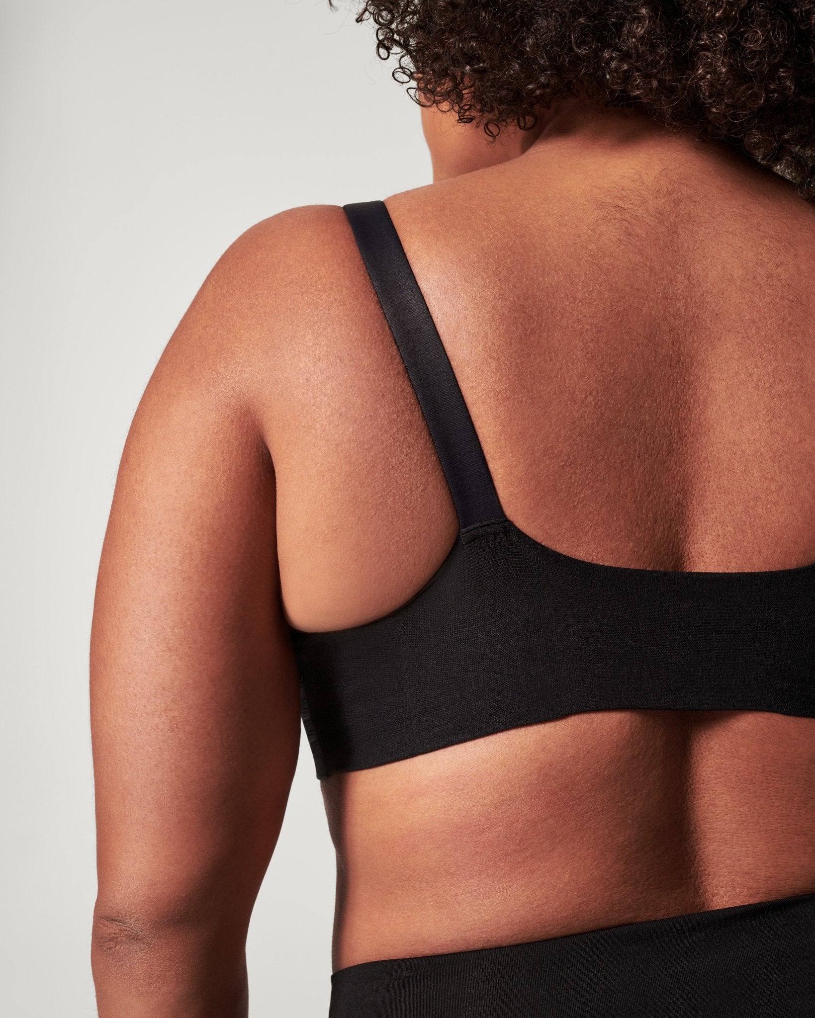 SPANXsmooth™ Bra - llelujah!® Adjustable Full Coverage Bra | Very Black by Spanx at Shirley Shoppe