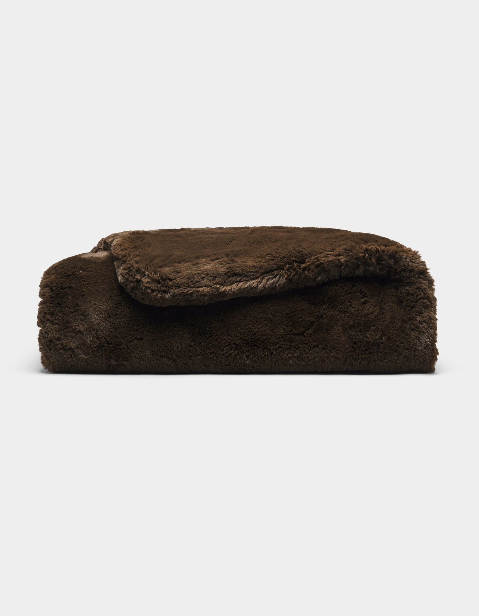 Superplush Cuddle Blanket by Cozy Earth at Shirley Shoppe