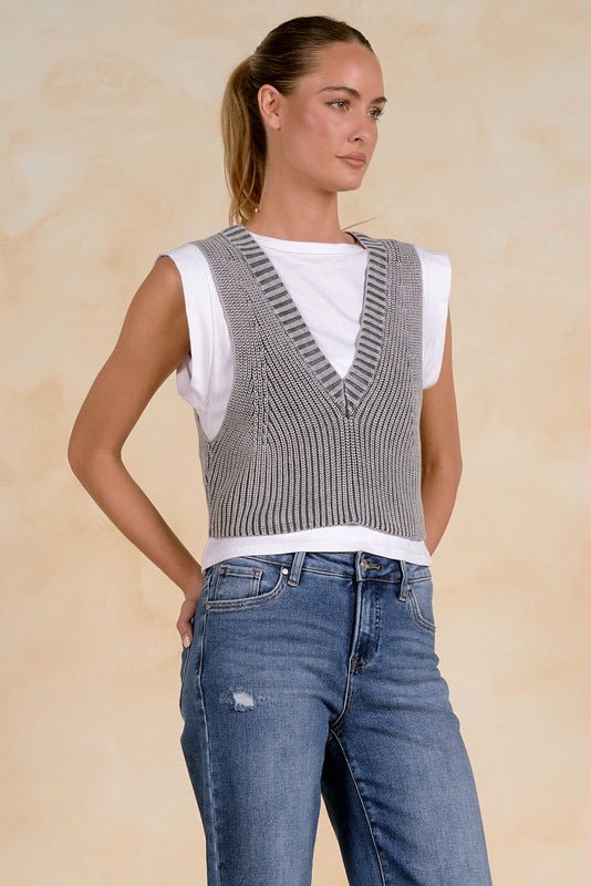 Sydney Top by Elan at Shirley Shoppe