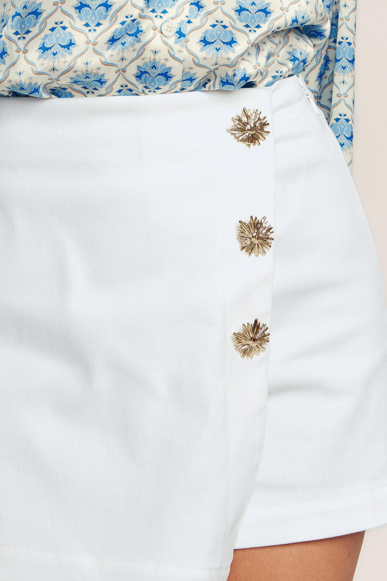 THE DETAILS MAKE IT WOVEN SKORT by Flying Tomato at Shirley Shoppe