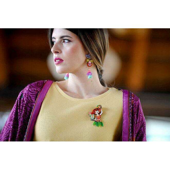 Tiki Waitress Brooch by Laliblue